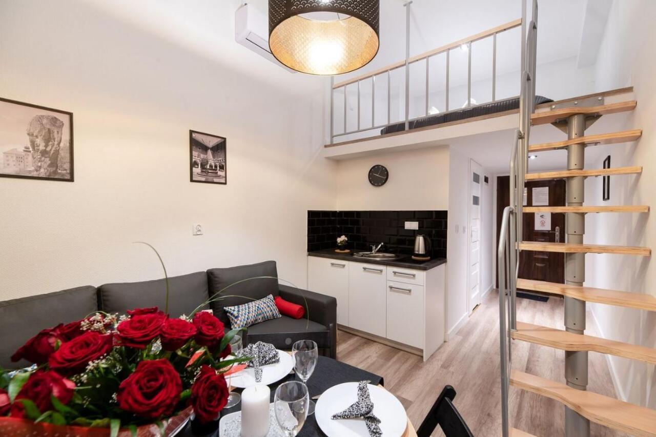 Dietla 99 Apartments - Ideal Location - In The Heart Of Krakow Bagian luar foto
