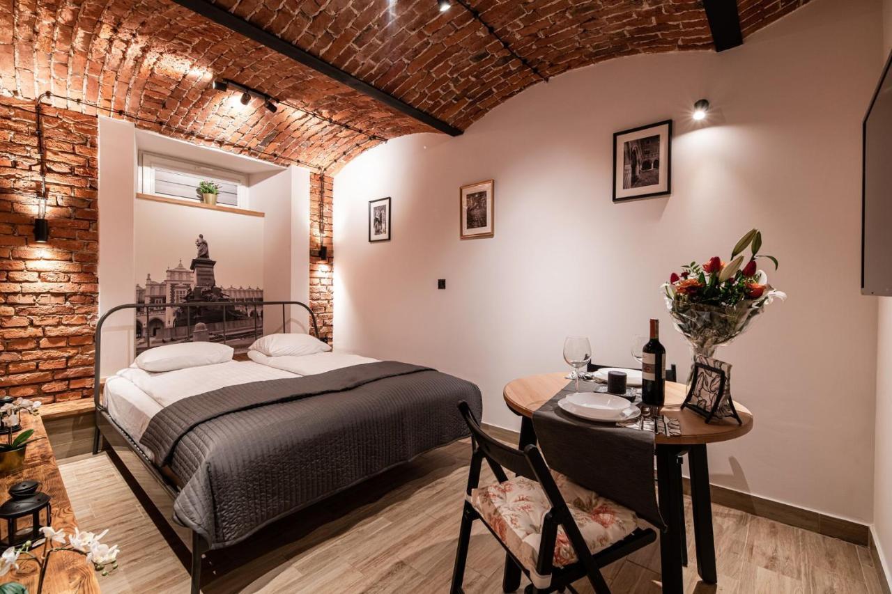 Dietla 99 Apartments - Ideal Location - In The Heart Of Krakow Bagian luar foto